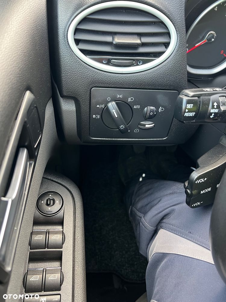 Ford Focus 1.6 16V Silver Magic - 15