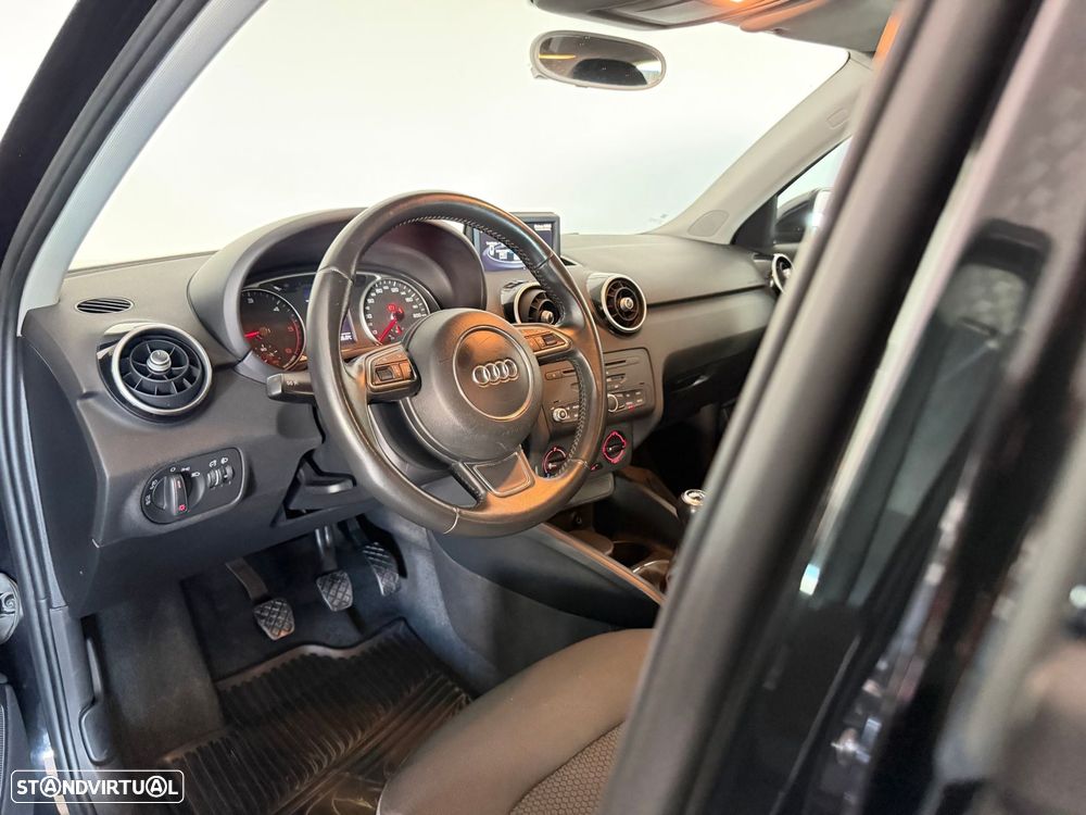 Audi A1 Sportback 1.6 TDI S-line - 13