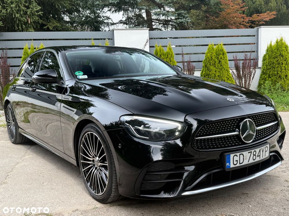 Mercedes-Benz Klasa E 220 d 4-Matic 9G-TRONIC - 11