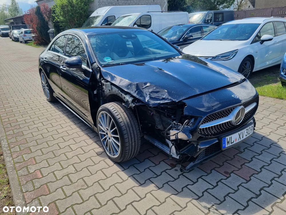 Mercedes-Benz CLA 220 4Matic 7G-DCT AMG Line - 4