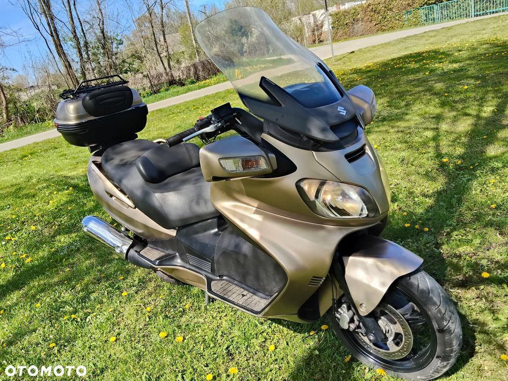 Suzuki Burgman - 5