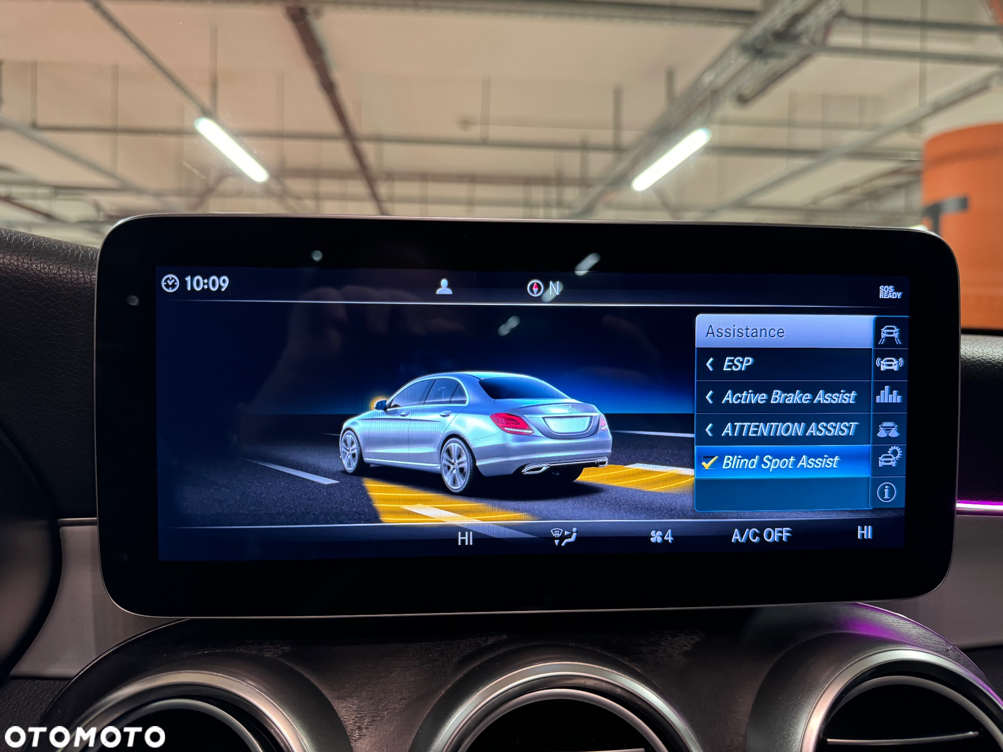 Mercedes-Benz Klasa C 300 9G-TRONIC - 22