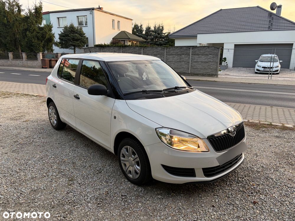 Skoda Fabia - 4