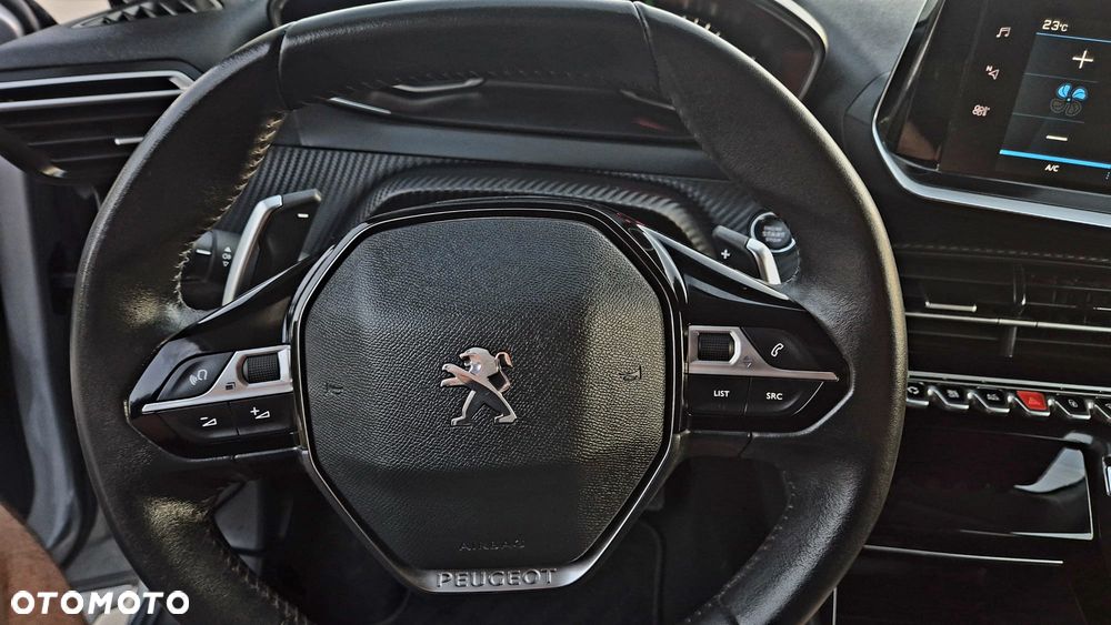 Peugeot 208 PureTech 100 EAT8 Allure - 25