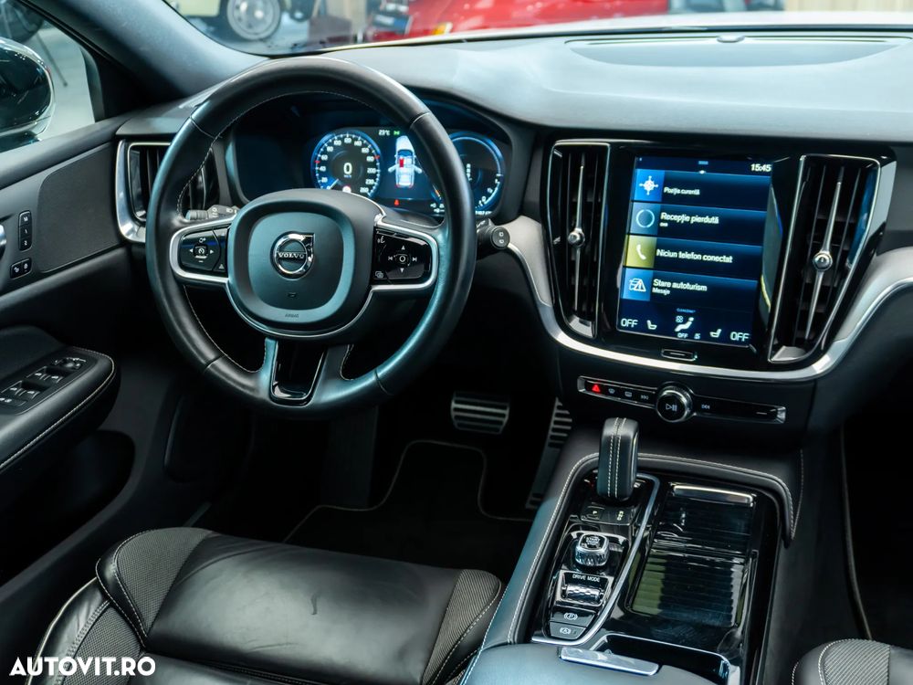 Volvo V60 T6 AWD Recharge Geartronic RDesign - 21