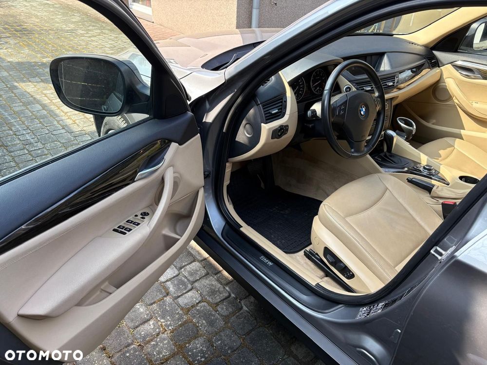 BMW X1 xDrive25i - 5