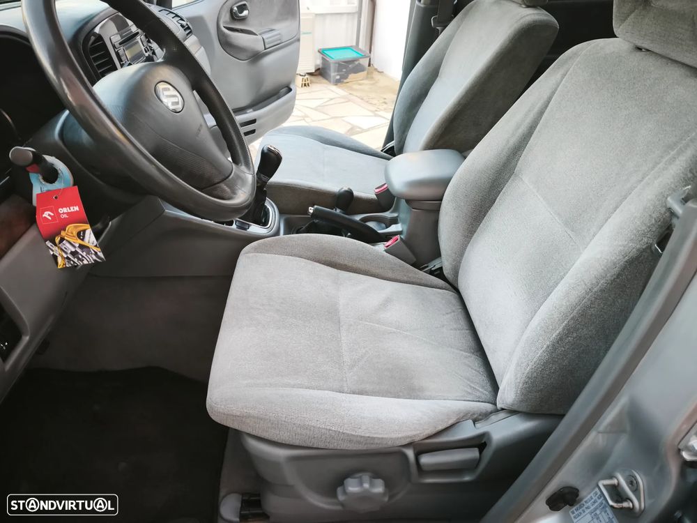 Suzuki Grand Vitara Metal Top 2.0 HDi - 14