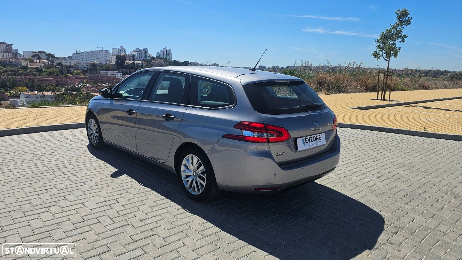 Peugeot 308 SW - 7