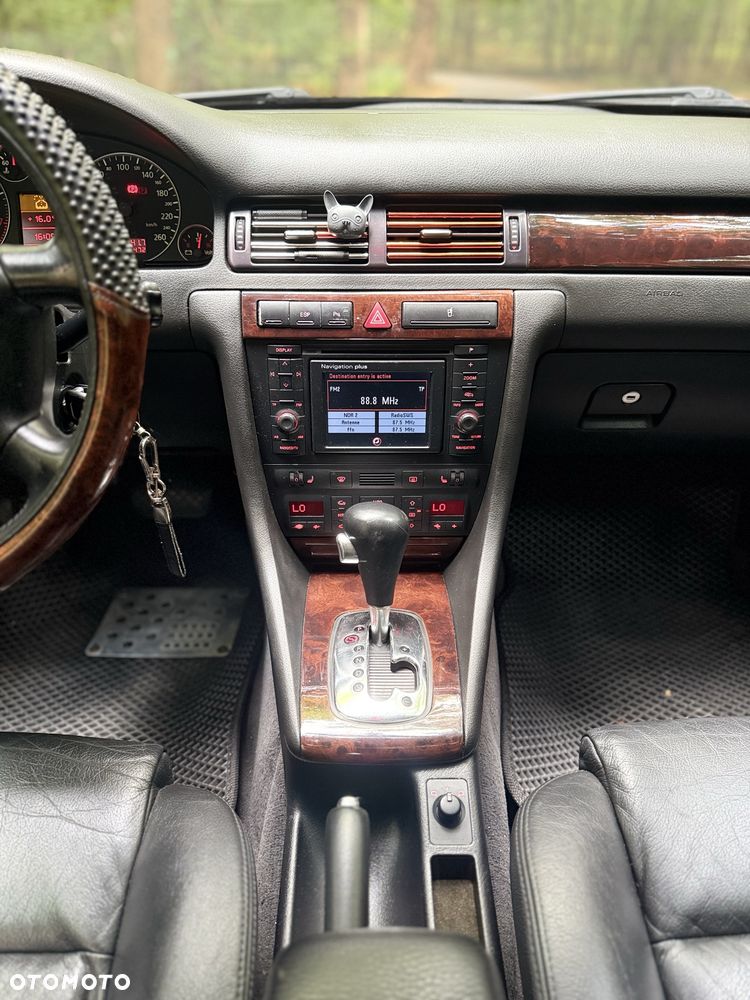 Audi A6 Limousine - 8