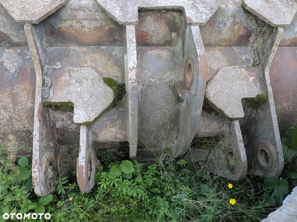 Łyżka do ładowarki - 4