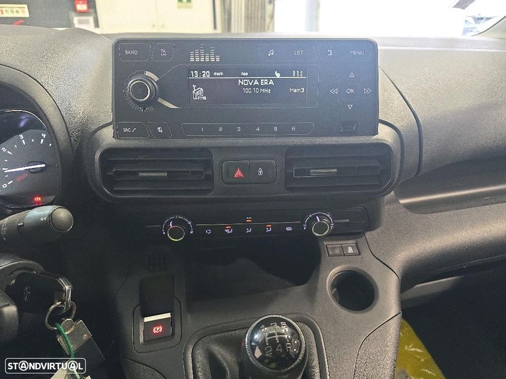 Toyota PROACE CITY LONGA 3 LUGARES - 8