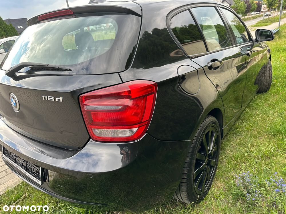 BMW Seria 1 116d DPF - 11