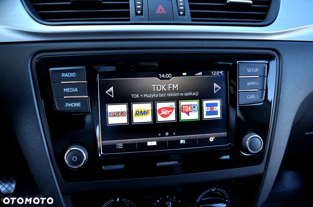 Skoda RAPID 1.0 TSI Style - 33