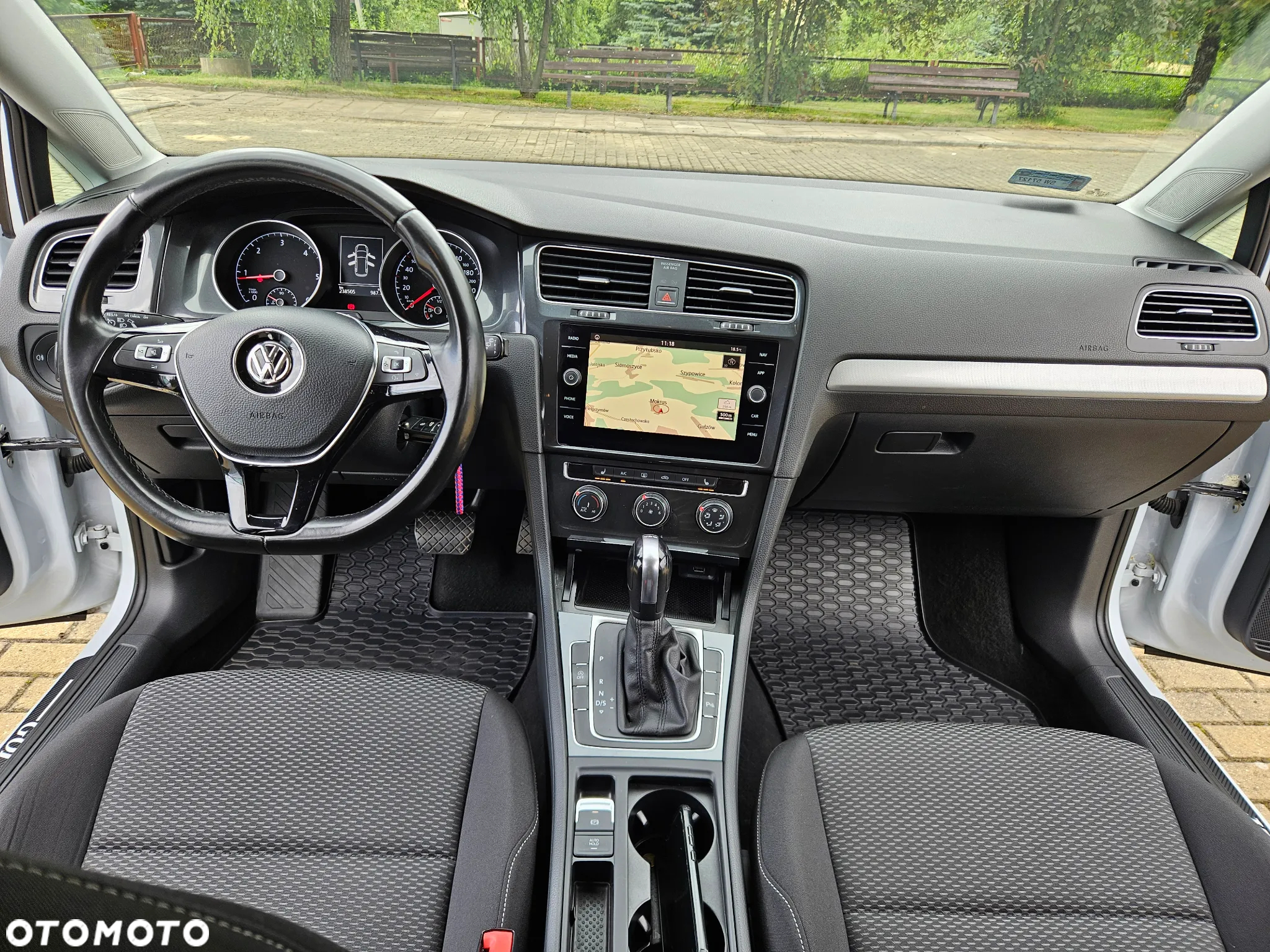 Volkswagen Golf VII 1.6 TDI BMT Comfortline DSG - 22