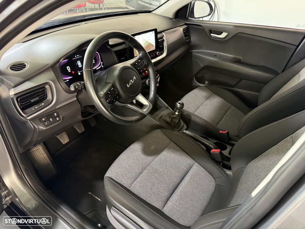 Kia Stonic 1.2 MPi Dynamic - 6