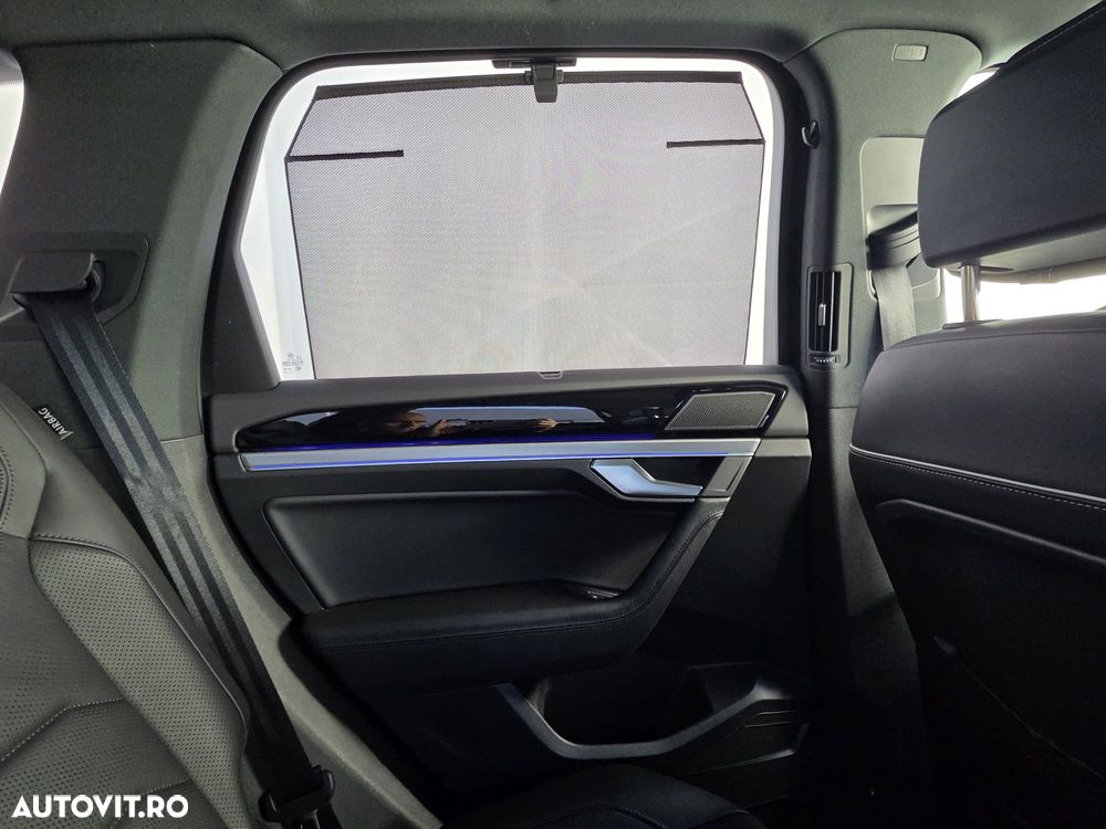 Volkswagen Touareg - 23