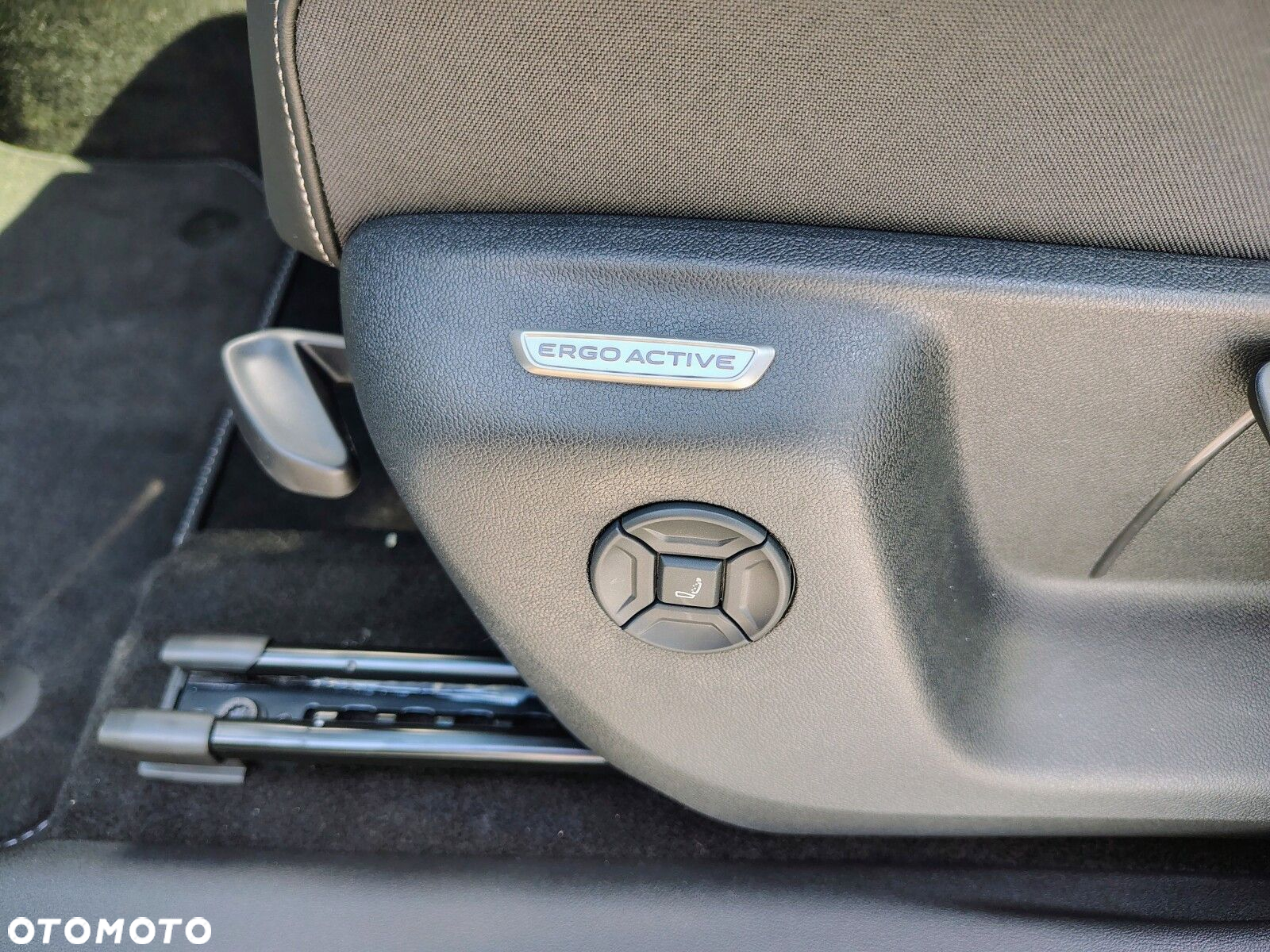 Volkswagen Tiguan - 21