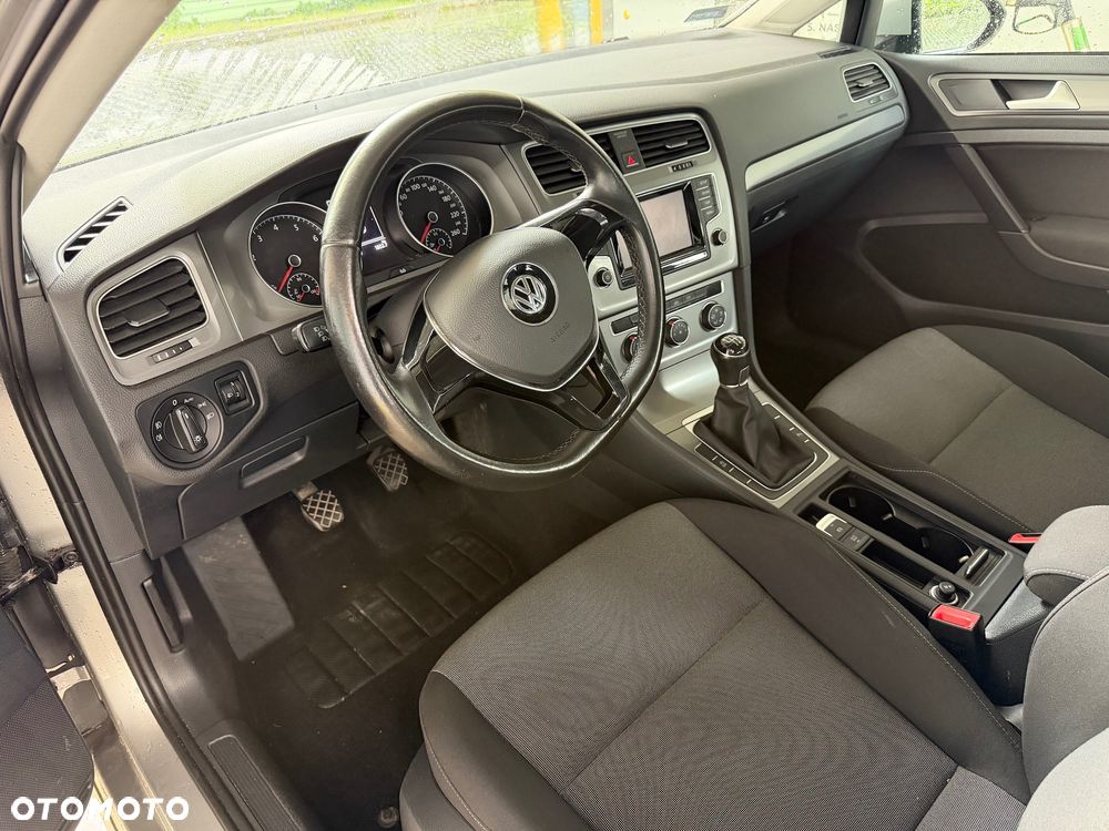 Volkswagen Golf 1.2 TSI BMT Trendline - 30