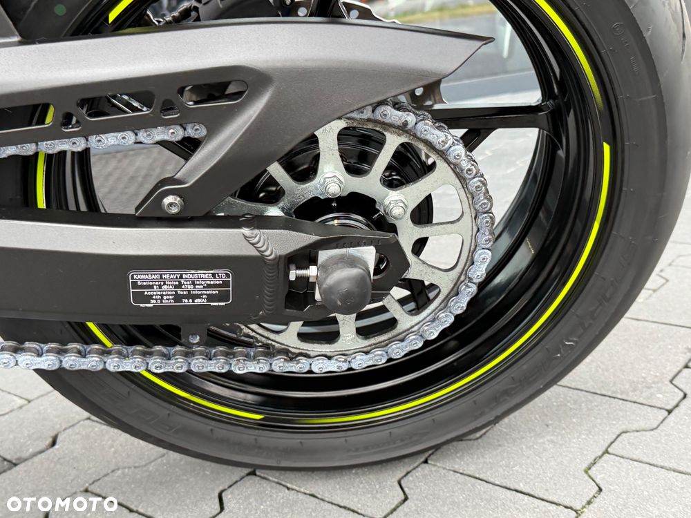 Kawasaki Z 900 - 28
