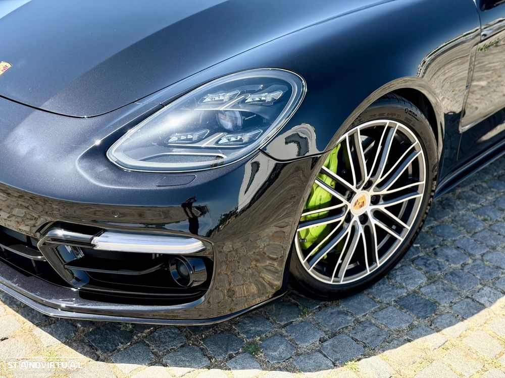 Porsche Panamera Sport Turismo Turbo S E-Hybrid - 2