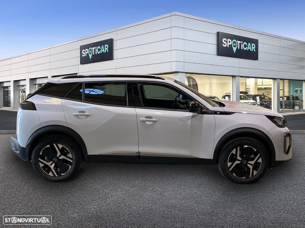 Peugeot e-2008 54 kWh Allure - 6