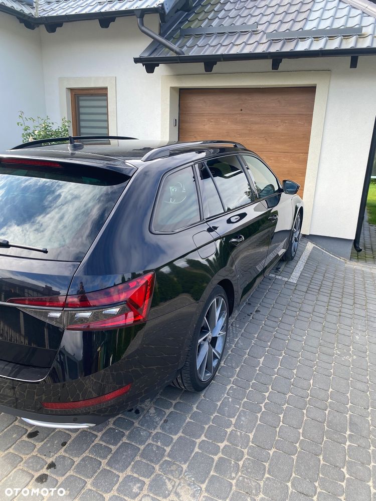 Skoda Superb 2.0 TDI SCR Sportline DSG - 22