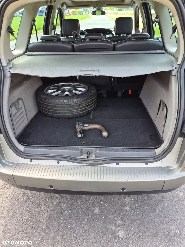 Renault Scenic - 14
