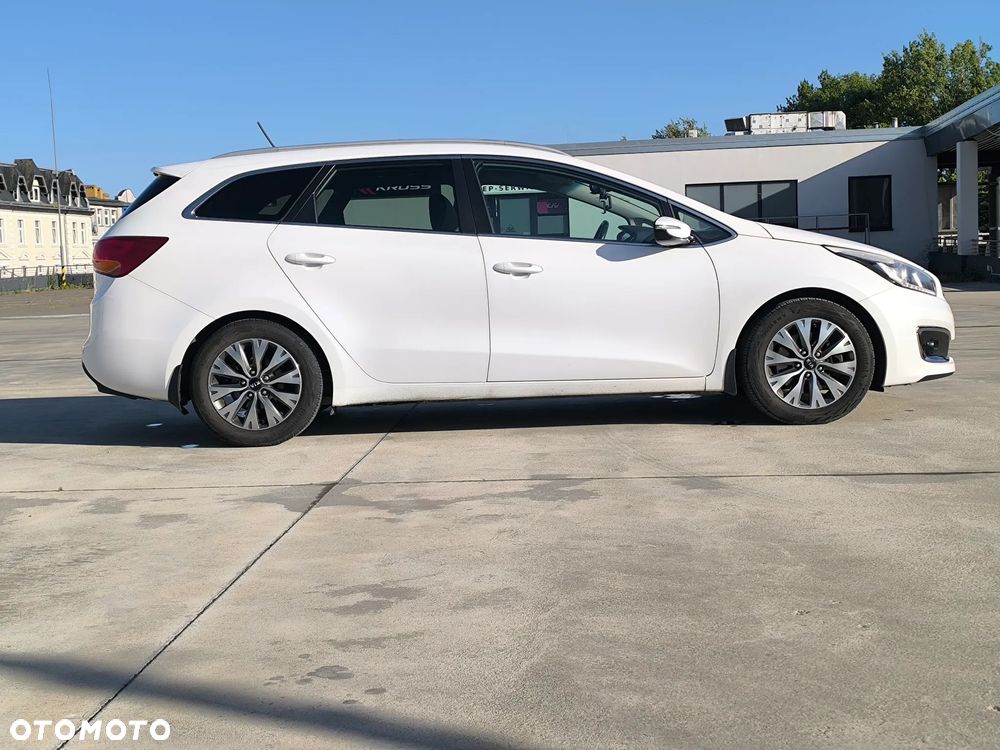 Kia Ceed 1.6 GDI L Business Line - 8