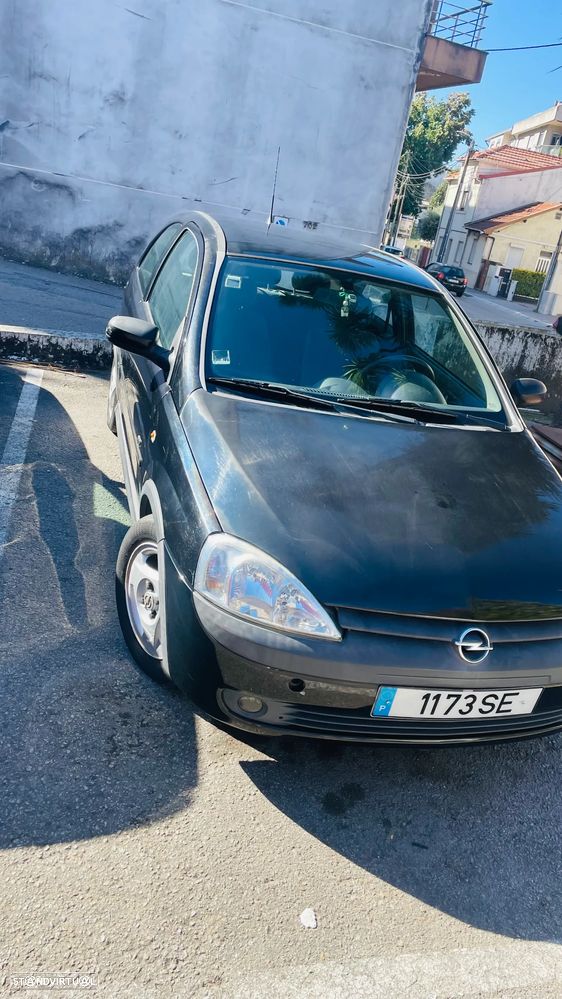 Opel Corsa 1.2 16V Confort - 1