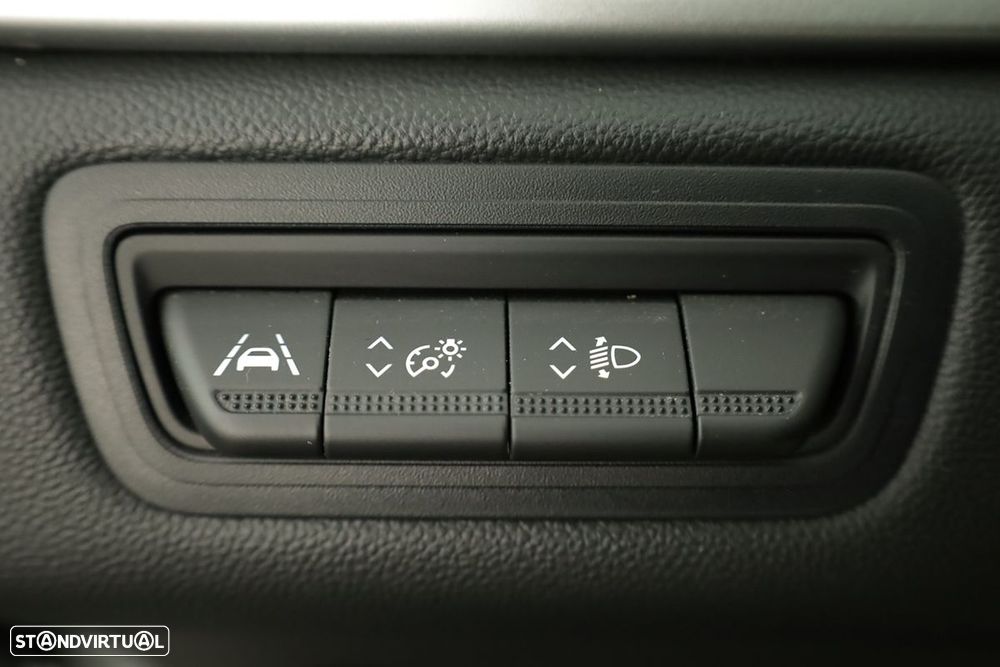 Renault Captur 1.0 TCe Techno Bi-Fuel - 20