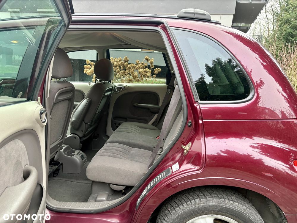Chrysler PT Cruiser - 16