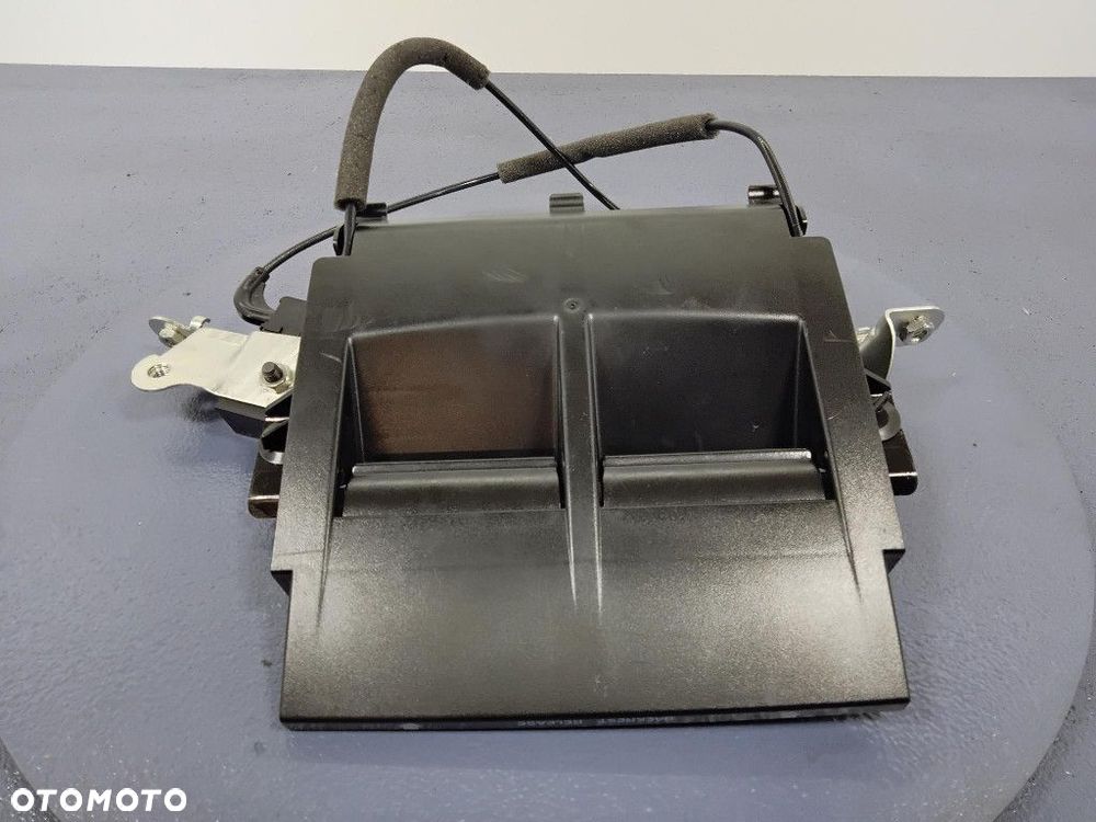 VOLVO S60 II ZAMKI SKŁADANIA OPARCIA KANAPY - 2