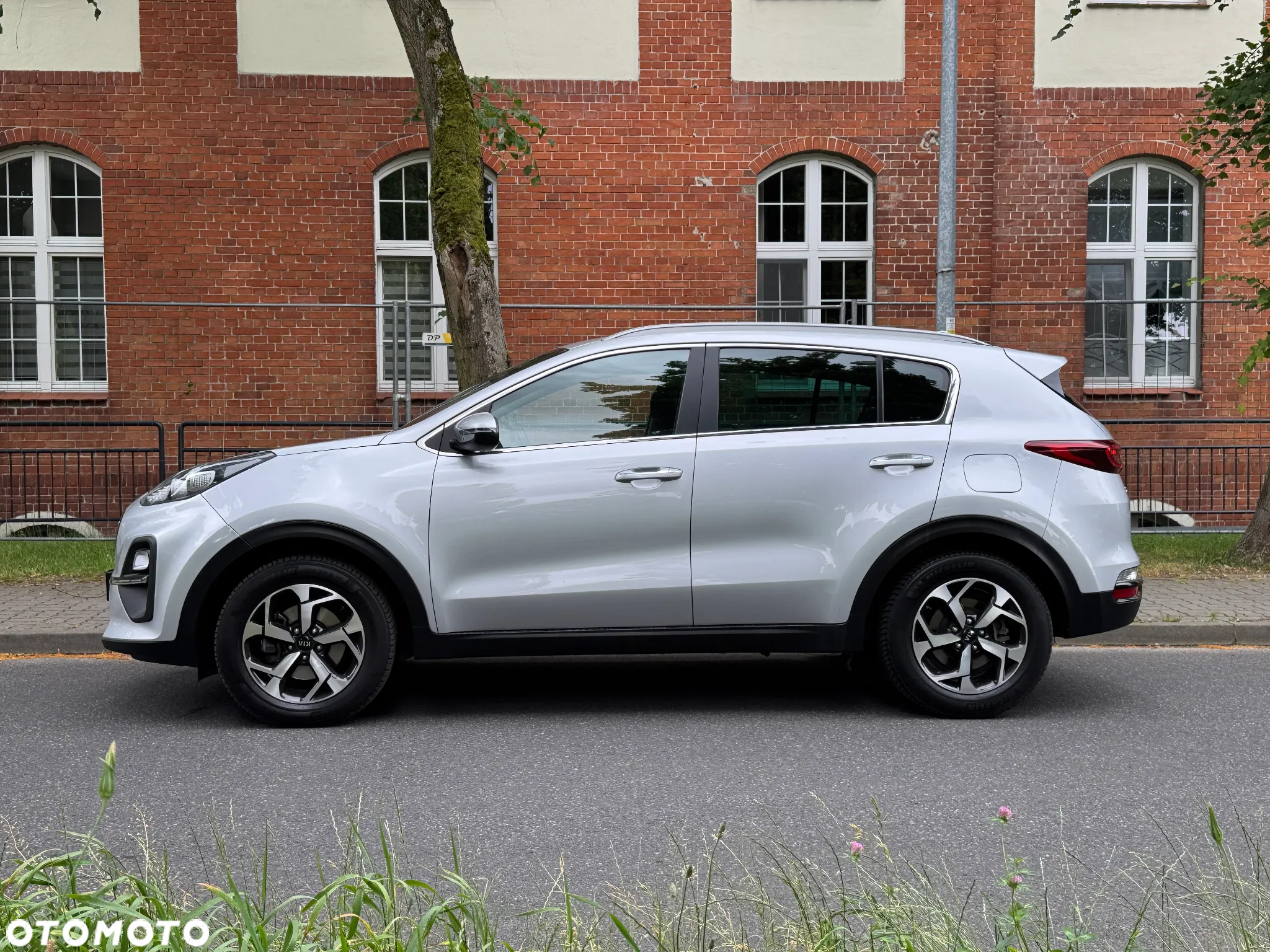 Kia Sportage 1.6 T-GDI 2WD DCT SPIRIT - 2