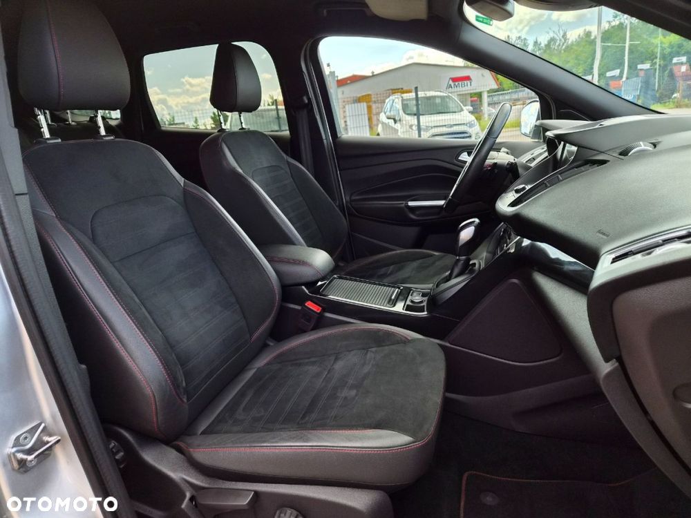 Ford Kuga 2.0 TDCi AWD ST-Line - 27