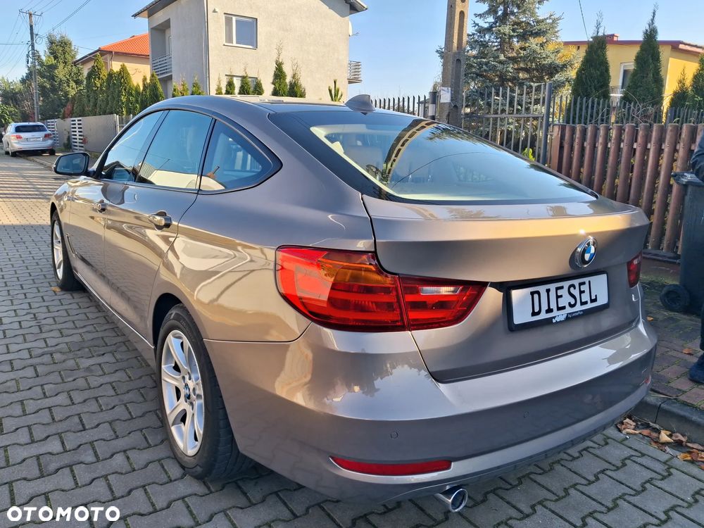 BMW 3GT 318d Luxury Line - 3