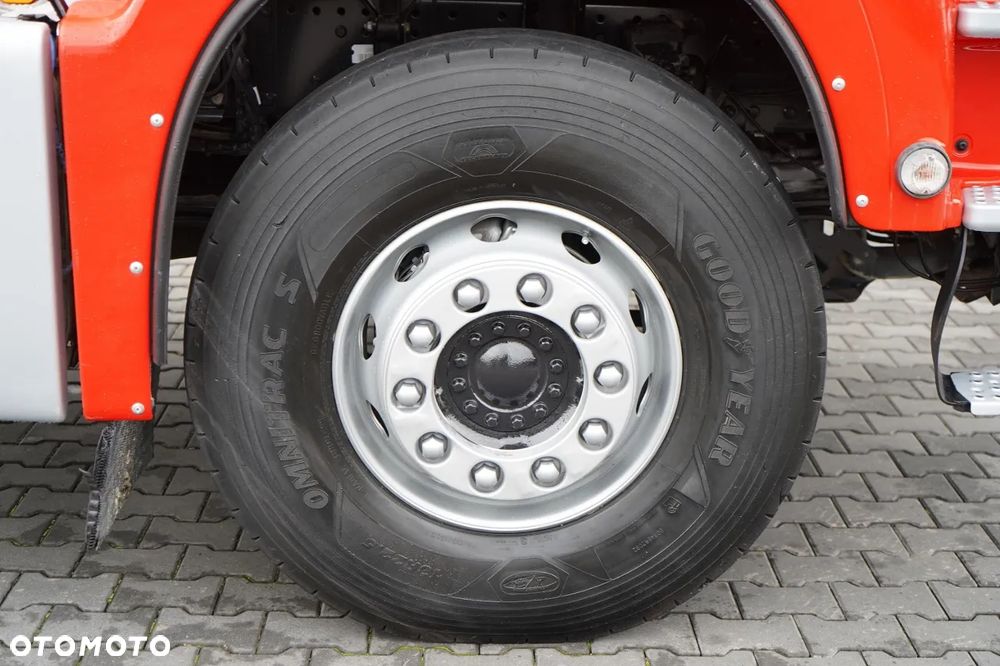 MAN TGS 26.400 / 6x4 / WYWROTKA 2 STRONNA  + HDS HMF 1530 K2  / HYDROBURTA / CHWYTAK / PILOT /  NAVI / - 24