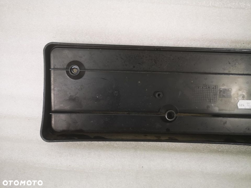 BMW E83 03- PODSTAWA PODKŁADKA POD TABLICE REJESTRACYJNĄ PRZÓD NR 51113400913-01 NR AUKCJI NK371 /2 - 2