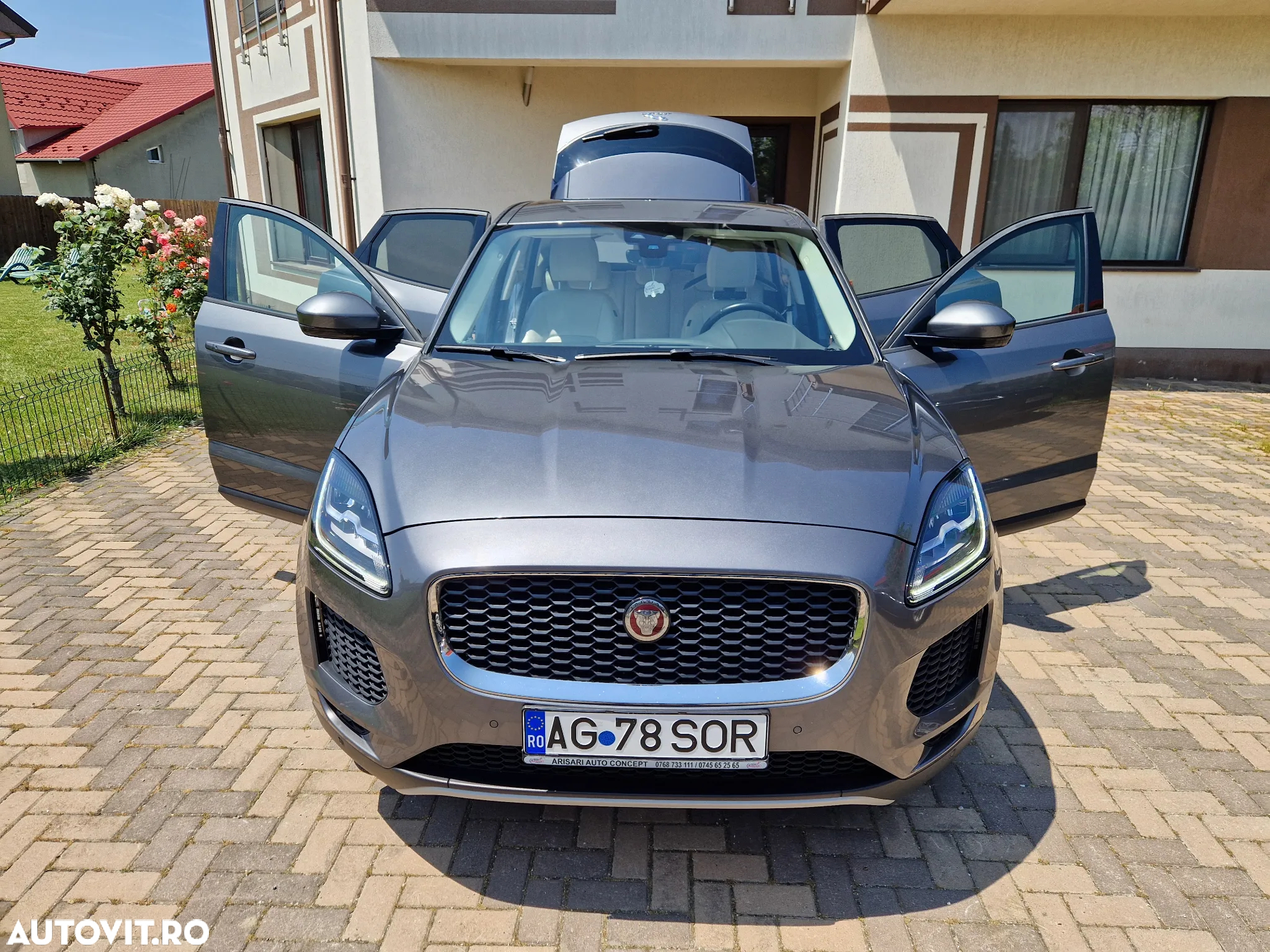 Jaguar E-Pace D180 AWD Aut. HSE - 32