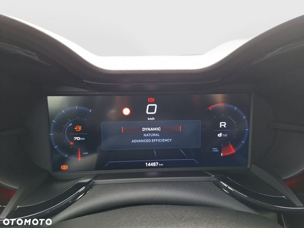 Alfa Romeo Junior 1.2 mHEV Ibrida Speciale eDCT - 24