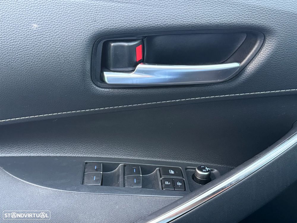 Toyota Corolla Touring Sports 1.8 Hybrid Comfort - 28