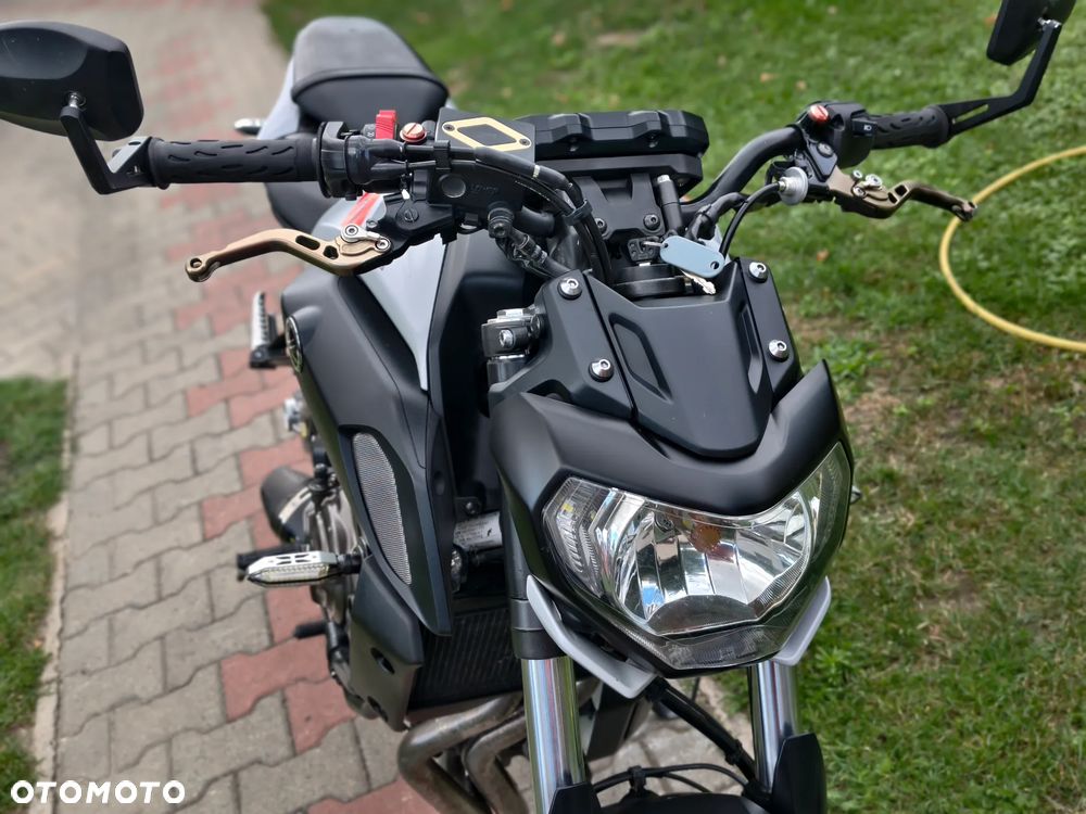 Yamaha MT - 14