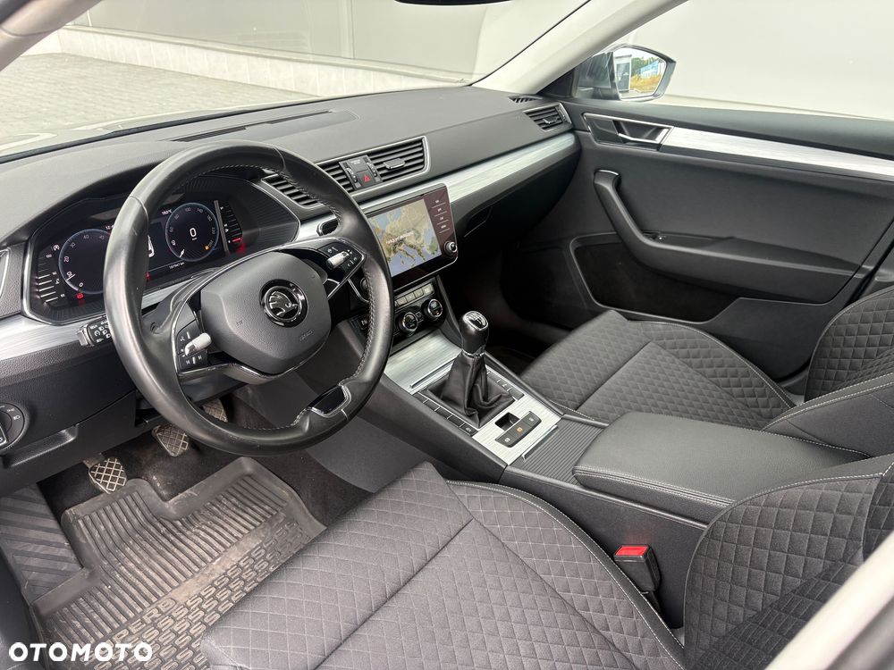 Skoda Superb 2.0 TDI Active - 19