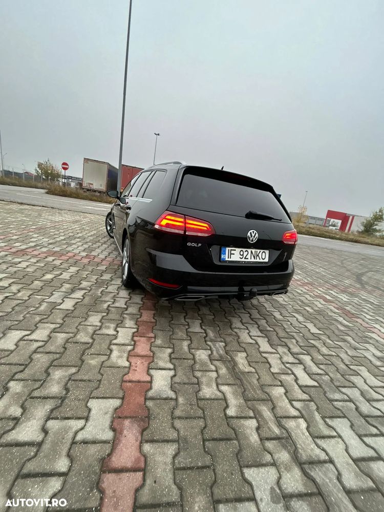 Volkswagen Golf 2.0 TDI 150CP DSG R-Line - 35