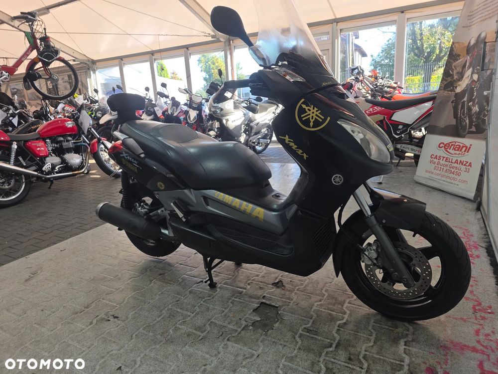 Yamaha X-max - 24