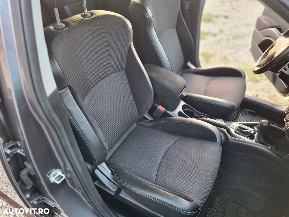 Peugeot 4007 2.2 HDI Premium - 8