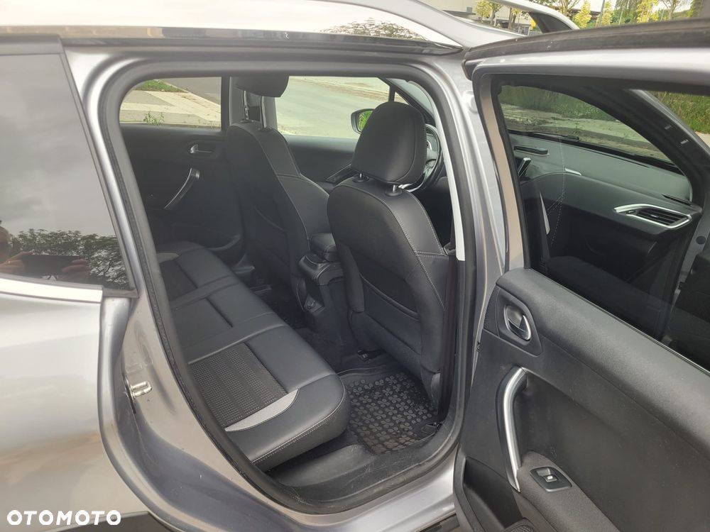 Peugeot 2008 1.2 Pure Tech Allure S&S EAT6 - 12