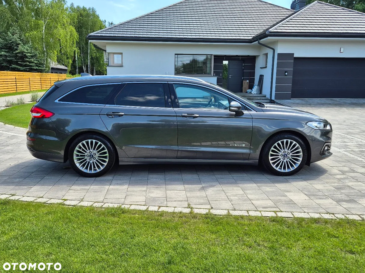 Ford Mondeo 2.0 Hybrid Titanium - 11