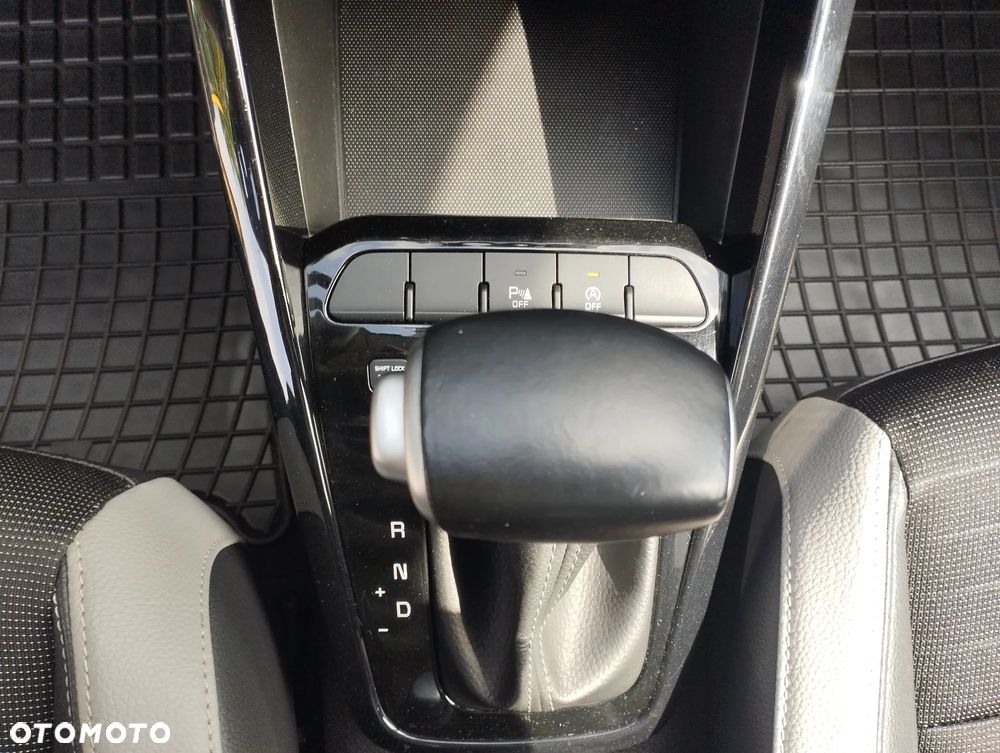Kia Stonic 1.0 T-GDI 120 DCT OPF Edition 7 - 19