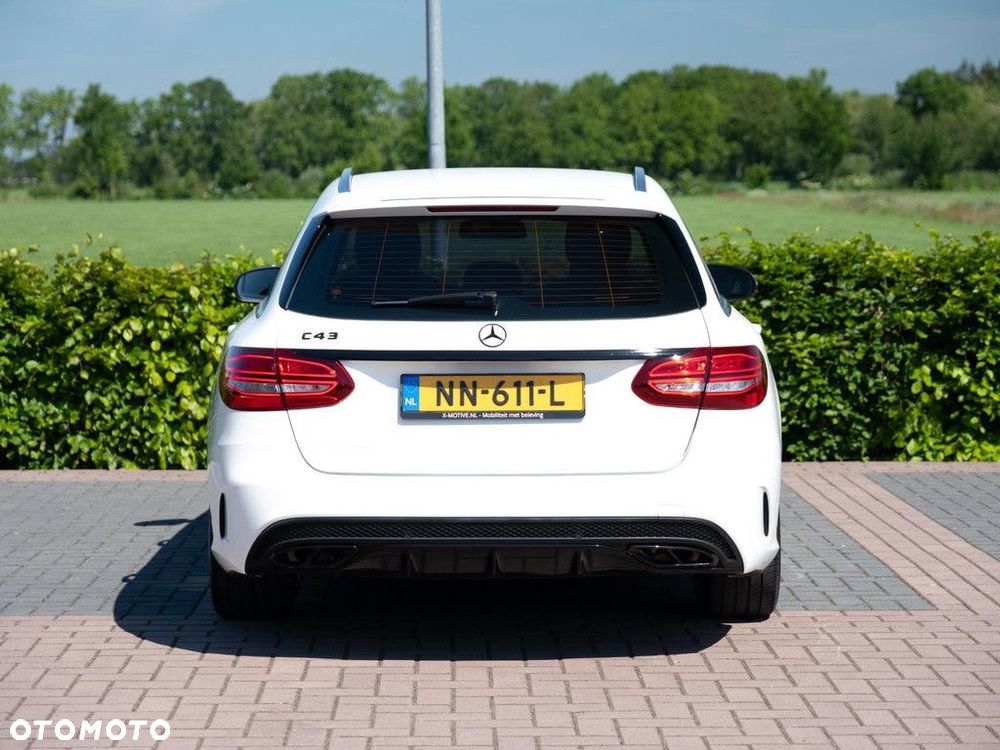 Mercedes-Benz Klasa C 450 AMG 4Matic 7G-TRONIC - 6