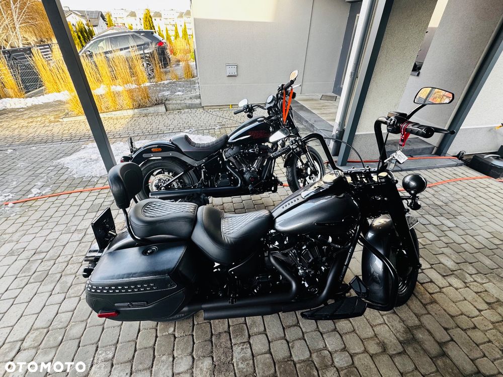Harley-Davidson Softail Heritage Classic - 40